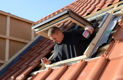Pose de fenêtres de toit Velux à Marck